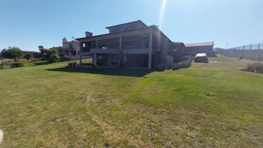 6 Bedroom Property for Sale in Deneysville Free State